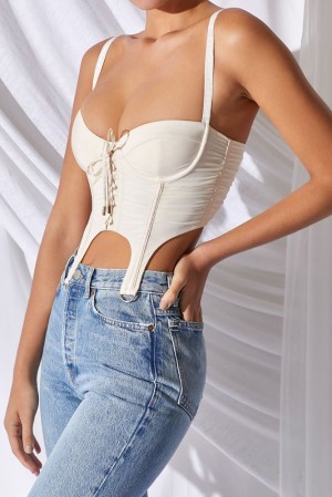 Oh Polly Be Mine Underwired Corset Crop Top Bo+Tee Tops Ivory | HKNP-71249