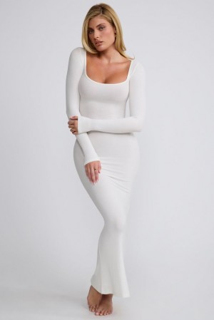 Oh Polly Jude Ribbed Modal Long Sleeve Maxi Dress Maxi Dress White | TMLP-65083