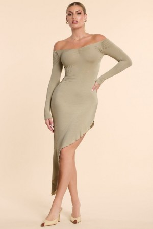 Oh Polly Roxana Long Sleeve Off-The-Shoulder Modal Cashmere Blend Maxi Dress Maxi Dress Taupe | UGFD-95208